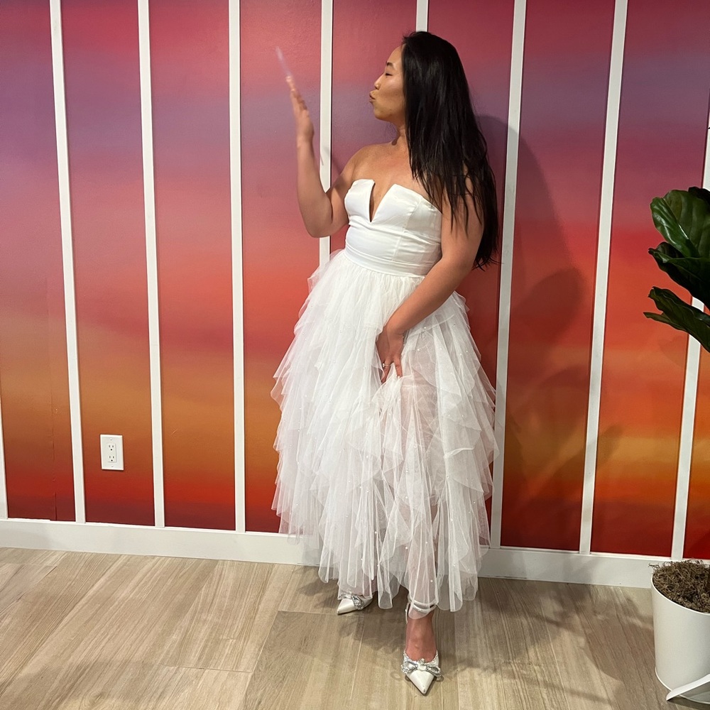 WHITE TULLE MAXI BRIDAL DRESS